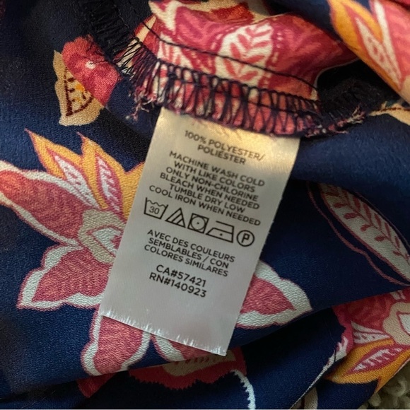 Ann Taylor LOFT Outlet Navy and Pink Floral Tank Blouse Sz XS - Picture 5 of 9